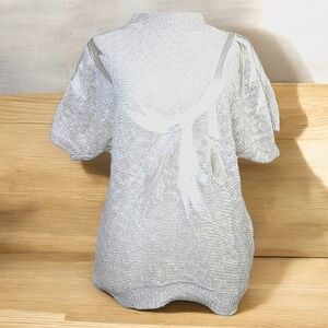 Elegant Cream Women's Top Vintage Size S.